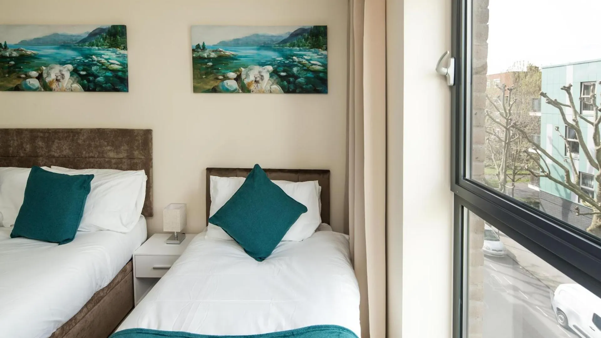 Stylish Apartment Near Central London