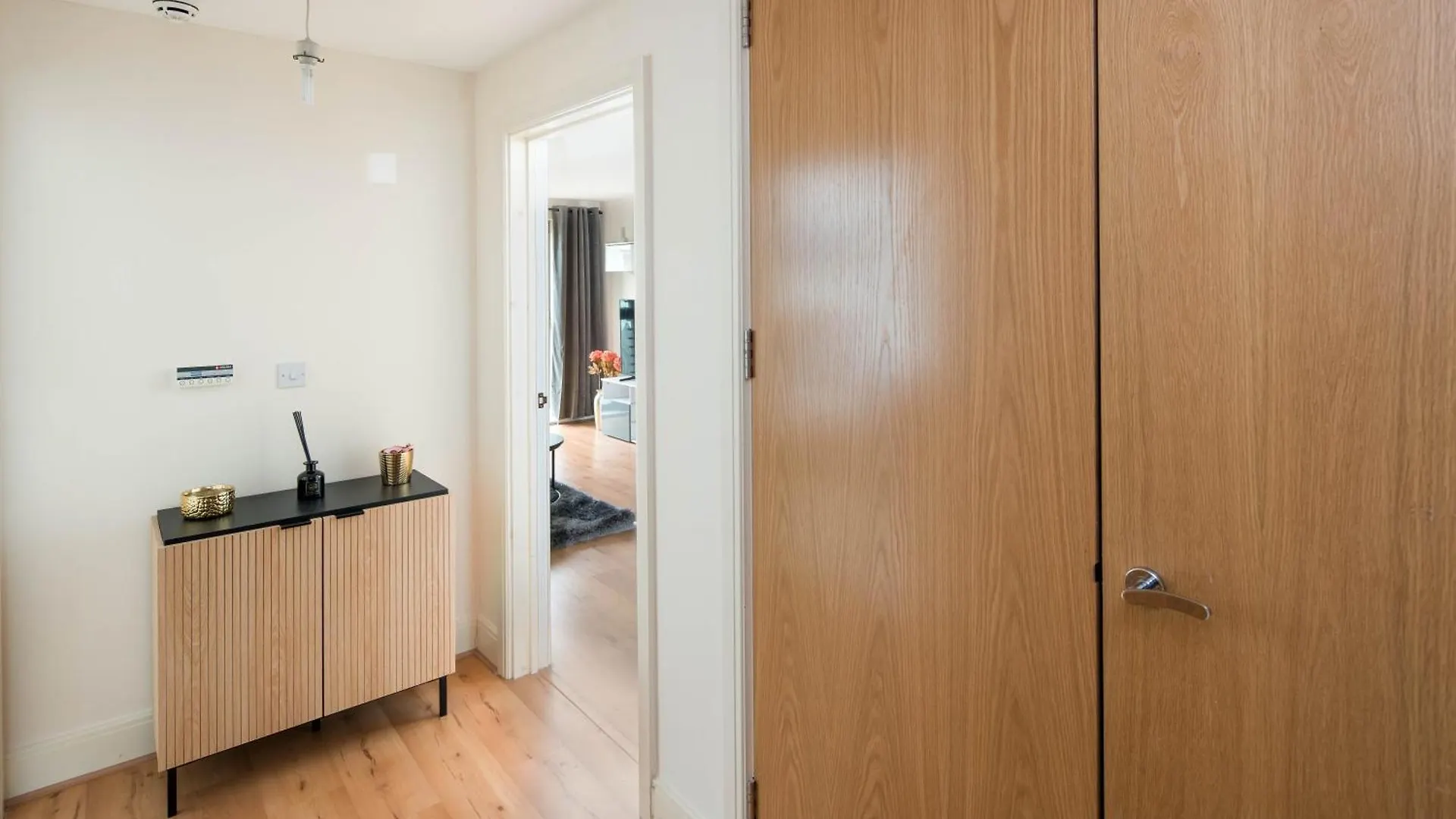 Stylish Apartment Near Central London