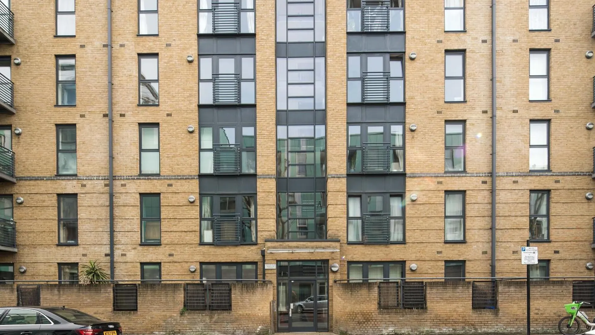 Stylish Apartment Near Central London